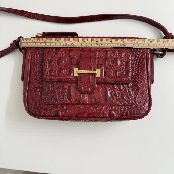 Brahmin Red Embossed Croc Leather Shoulder Mini Bag Purse Gold Hardware - Picture 6 of 12